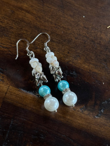 MM SALE! NIIHAU SHELL EARRING