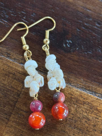 MM SALE! NIIHAU SHELL EARRING