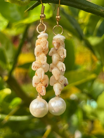MM SALE! NIIHAU SHELL EARRING