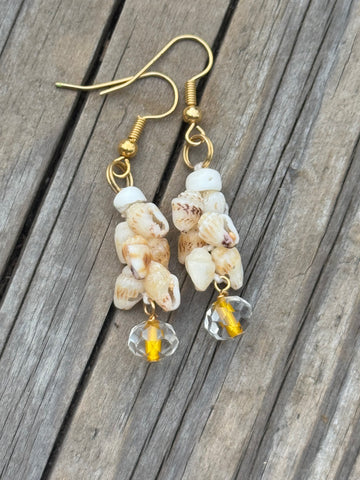 MM SALE! NIIHAU SHELL EARRING