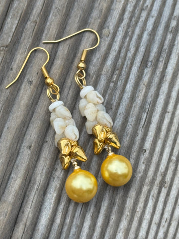 MM SALE! NIIHAU SHELL EARRING