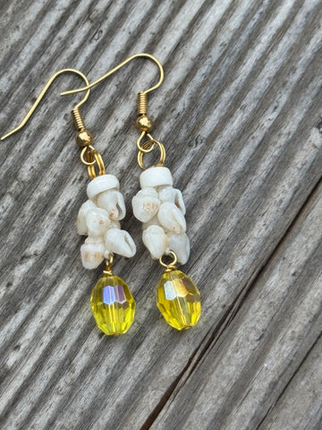 MM SALE! NIIHAU SHELL EARRING