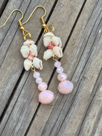MM SALE! NIIHAU SHELL EARRING