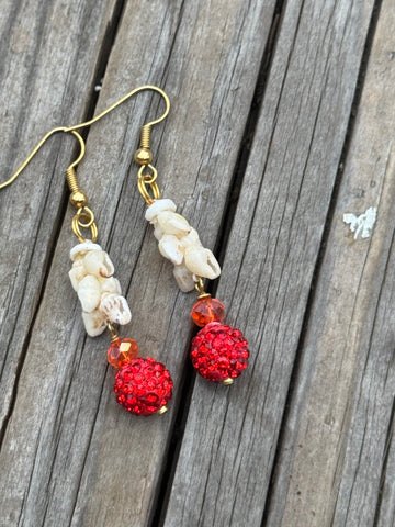 MM SALE! NIIHAU SHELL EARRING