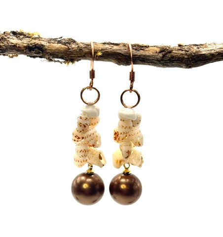 NIIHAU CHOCOLATE PEARL PĪKAKE EARRINGS