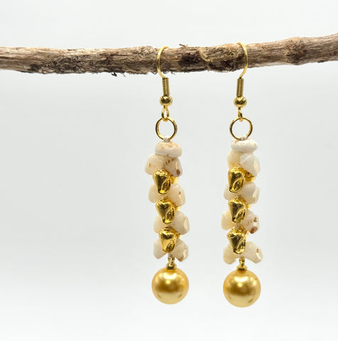 NIIHAU SHELL + GOLD PEARL EARRING