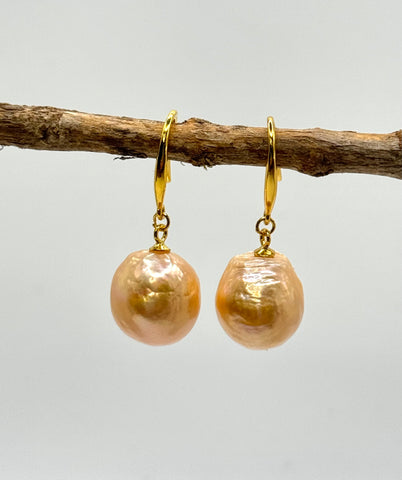 BAROQUE APRICOT PEARL RAINBOW DANGLES