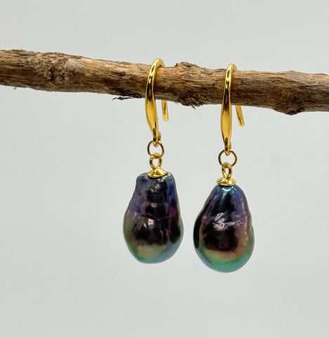 BAROQUE BLUE PEARL RAINBOW DANGLES